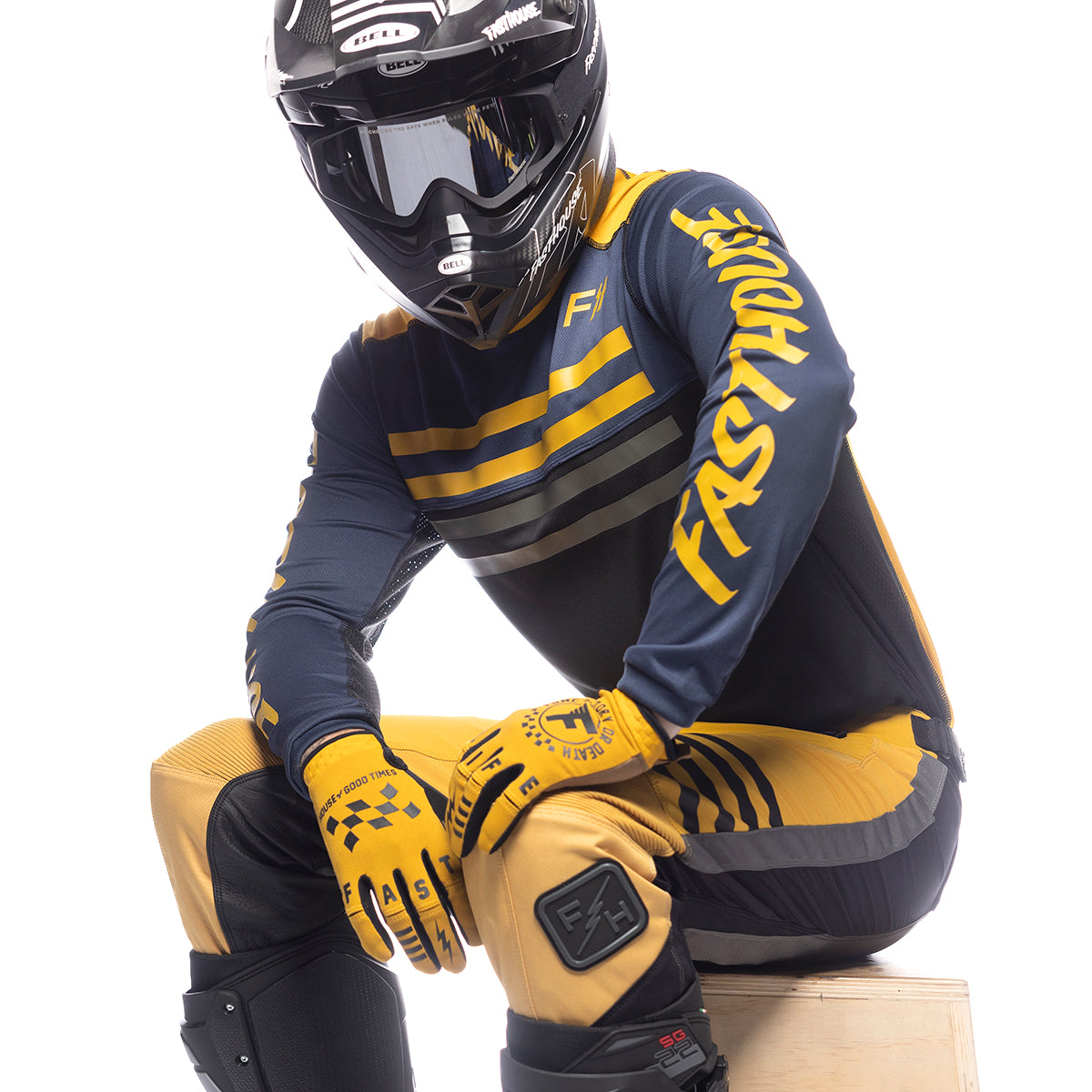 Grindhouse Tempo Jersey - Midnight Navy/Vintage Gold